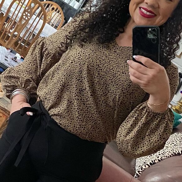 Shein Leopard Bishop Sleeve V-neck Blouse - Picture 4 of 14
